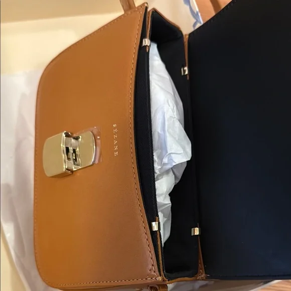 Sezane Mini Milo in Smooth Honey - Picture 4 of 5